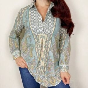 Soft Surroundings Tabitha Paisley Sky Pintuck Tunic Top